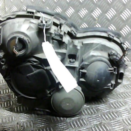 Optique avant principal gauche (feux)(phare) MERCEDES CLASSE C 203