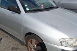Trappe d'essence SEAT IBIZA 2