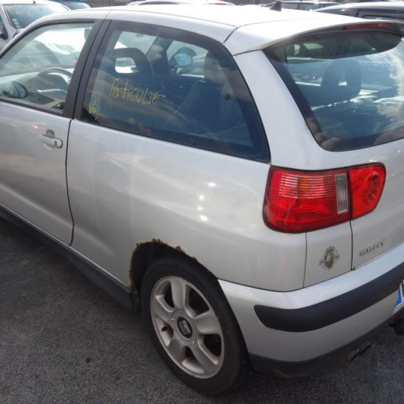 Trappe d'essence SEAT IBIZA 2 Photo n°7