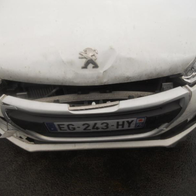 Interrupteur de leve vitre avant droit PEUGEOT 208 1 Photo n°5