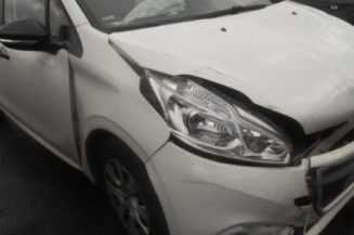 Interrupteur de leve vitre avant droit PEUGEOT 208 1