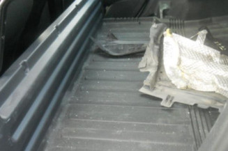 Interrupteur de leve vitre avant droit PEUGEOT 208 1
