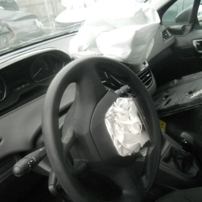 Interrupteur de leve vitre avant droit PEUGEOT 208 1 Photo n°10