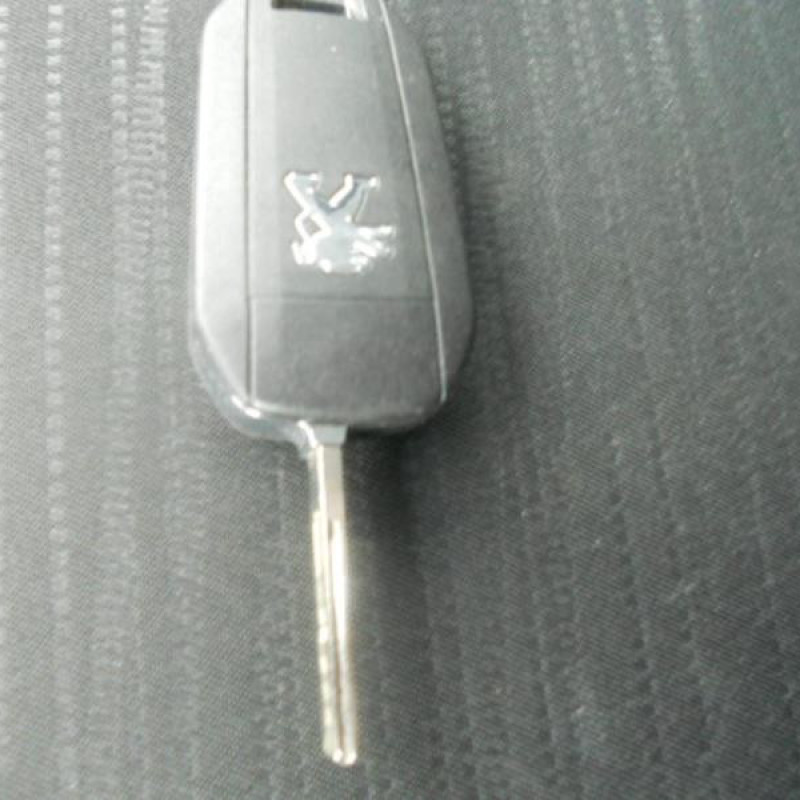 Interrupteur de leve vitre avant droit PEUGEOT 208 1 Photo n°12