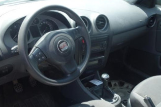 Serrure avant gauche SEAT IBIZA 3