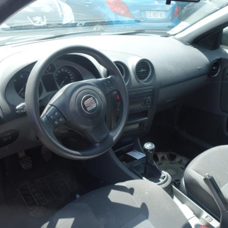 Serrure avant gauche SEAT IBIZA 3 Photo n°9
