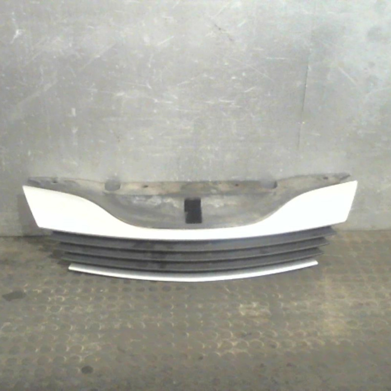 Calandre RENAULT LAGUNA 2 Photo n°1