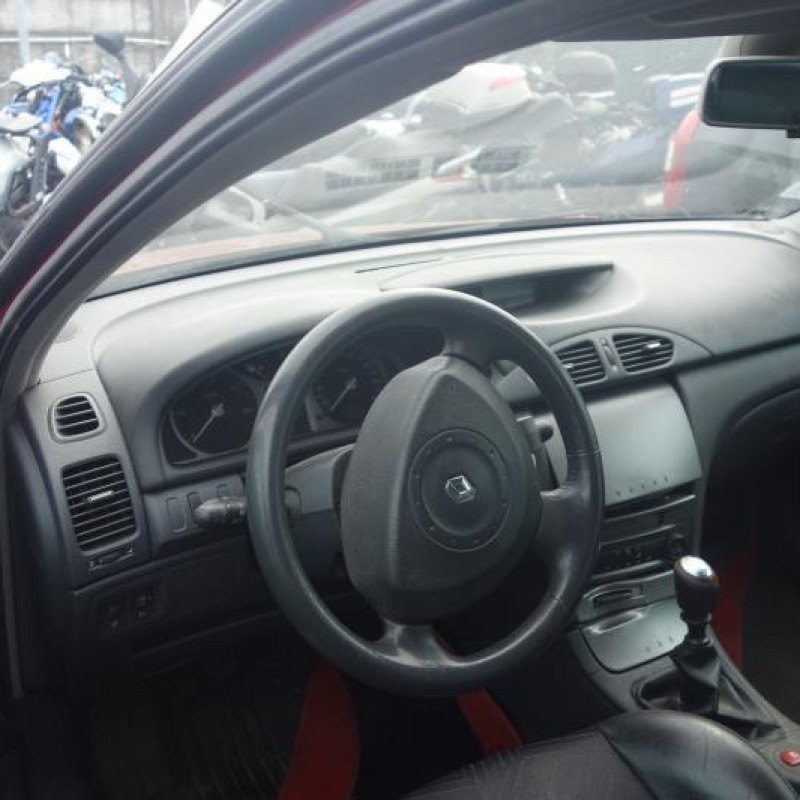Calandre RENAULT LAGUNA 2 Photo n°6