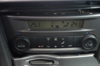 Calandre RENAULT LAGUNA 2
