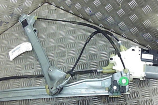 Leve vitre electrique avant droit RENAULT LAGUNA 3 Photo n°1