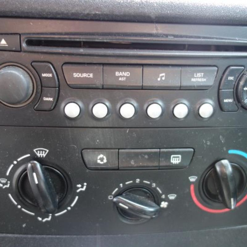 Bouton de warning CITROEN C4 1 Photo n°9