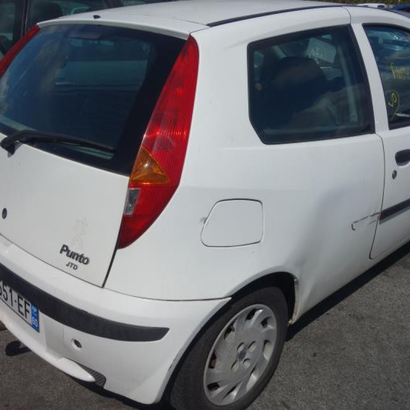 Optique avant principal gauche (feux)(phare) FIAT PUNTO 2 Photo n°5