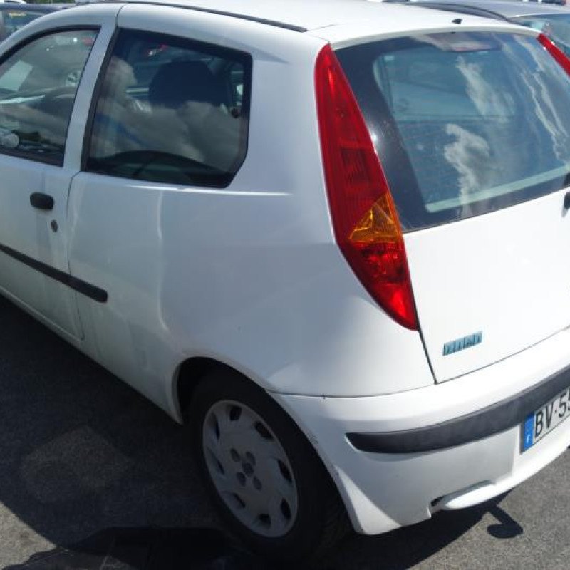 Optique avant principal gauche (feux)(phare) FIAT PUNTO 2 Photo n°6