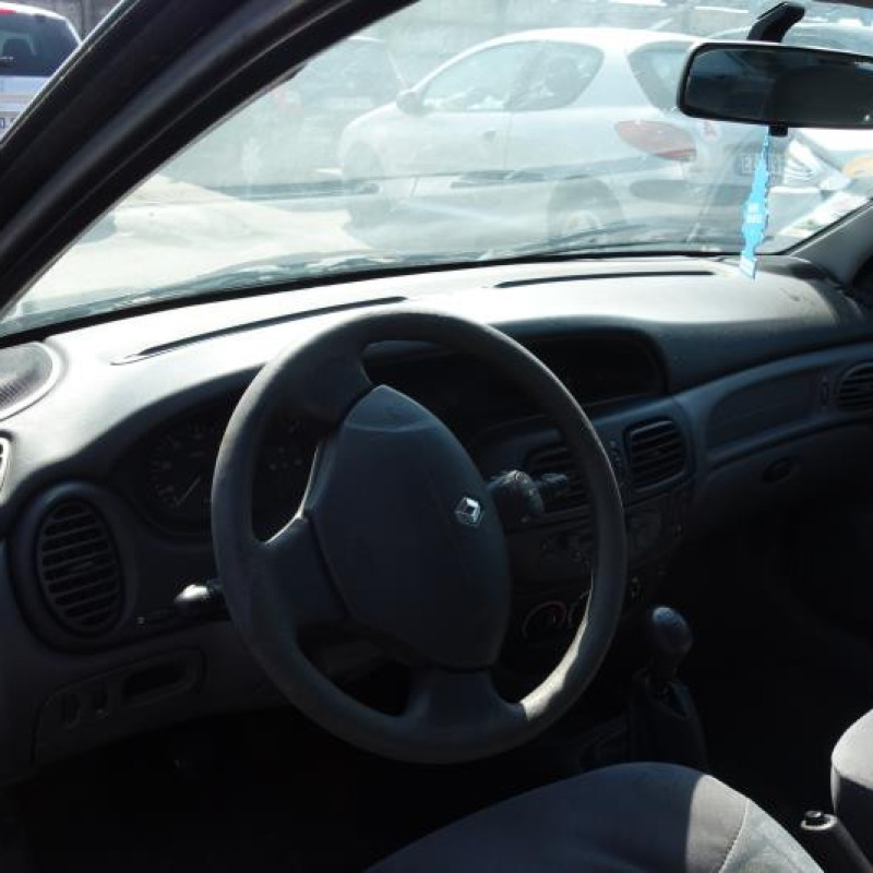 Ceinture arriere gauche RENAULT MEGANE 1 Photo n°8