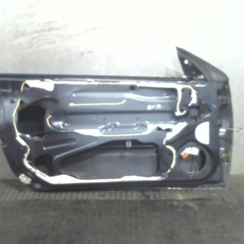 Porte avant gauche OPEL TIGRA 2 Photo n°2