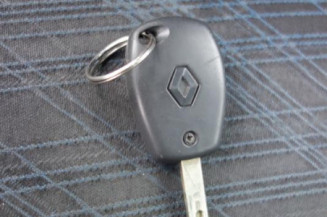 Pretensionneur de ceinture avant gauche RENAULT CLIO 3