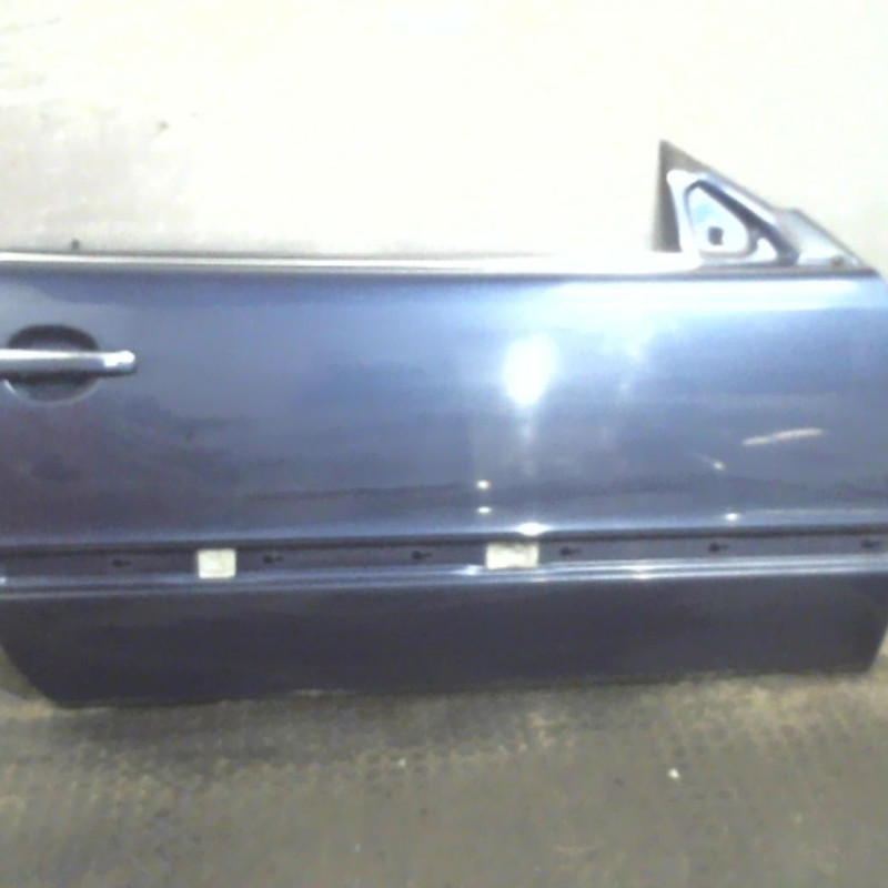 Porte avant droit MERCEDES CLASSE CLK 208 Photo n°1
