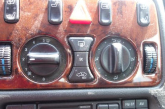 Porte avant droit MERCEDES CLASSE CLK 208
