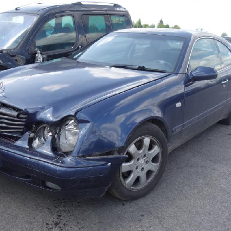 Retroviseur droit MERCEDES CLASSE CLK 208 Photo n°4