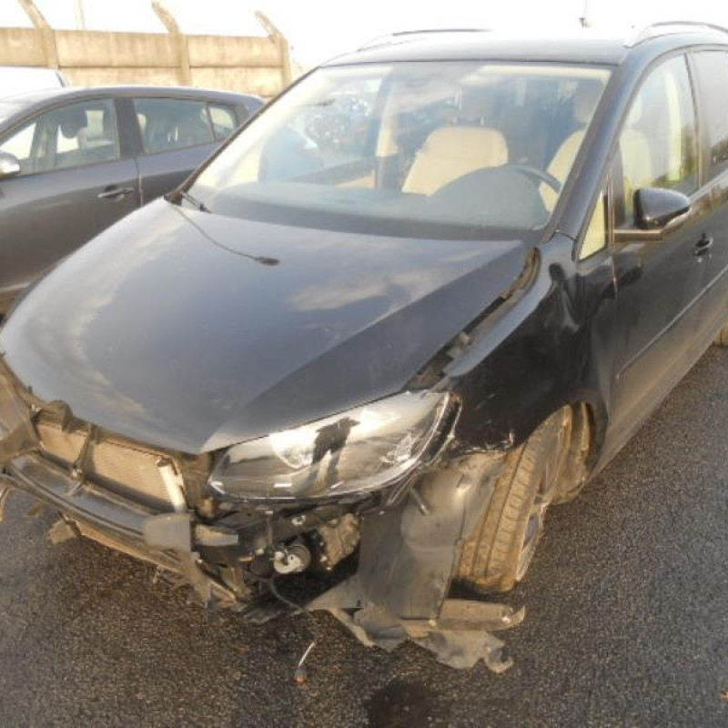 Pretensionneur de ceinture avant droit VOLKSWAGEN TOURAN 2 Photo n°4