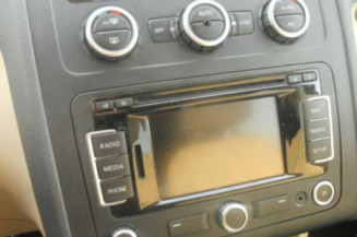 Pretensionneur de ceinture avant droit VOLKSWAGEN TOURAN 2