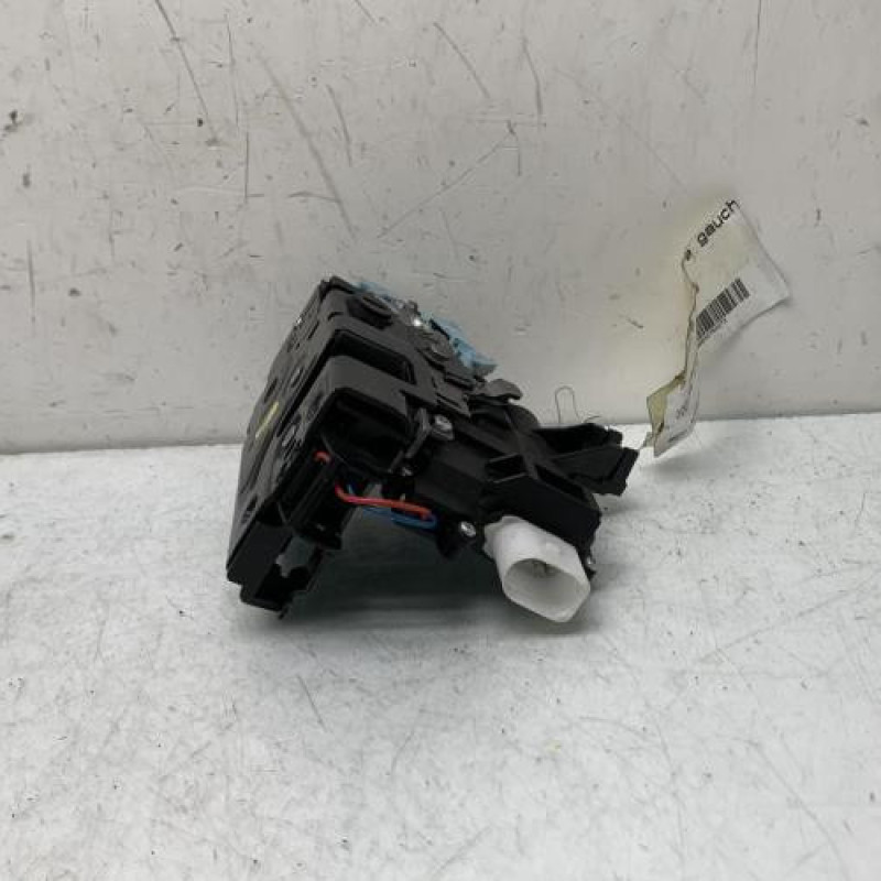 Serrure arriere gauche VOLKSWAGEN TOURAN 2 Photo n°3