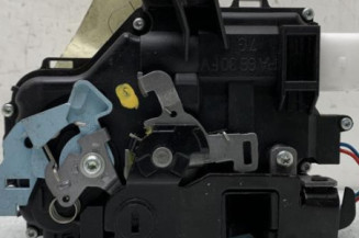 Serrure arriere gauche VOLKSWAGEN TOURAN 2