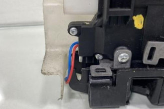 Serrure avant droit VOLKSWAGEN TOURAN 2