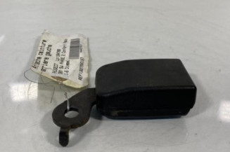 Attache ceinture arriere gauche PEUGEOT 307