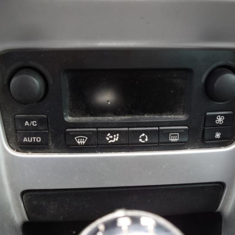 Attache ceinture arriere gauche PEUGEOT 307 Photo n°9