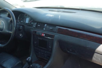 Retroviseur droit AUDI A6 2