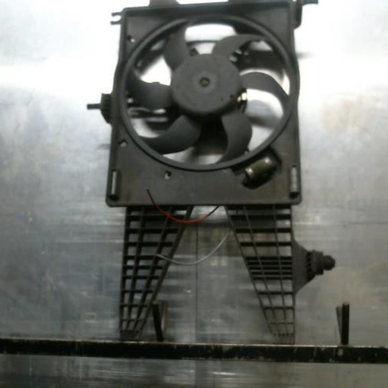 Moto ventilateur radiateur FIAT PUNTO 2 Photo n°1