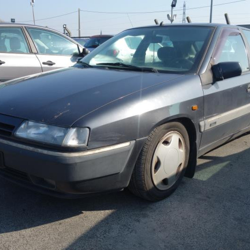 Trappe d'essence CITROEN XANTIA Photo n°4