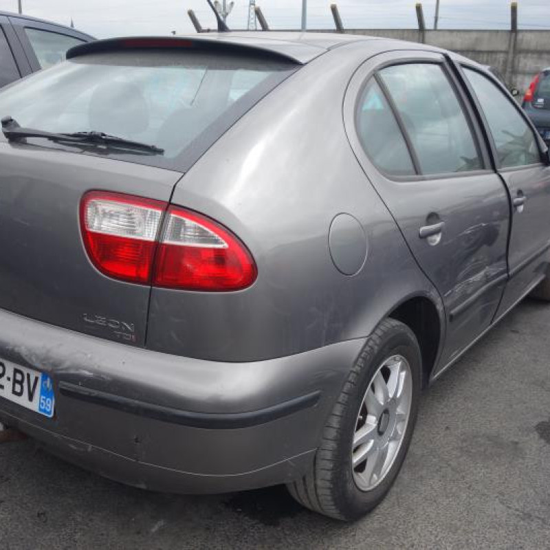 Porte arriere gauche SEAT LEON 1 Photo n°7