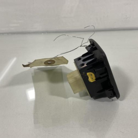 Interrupteur de leve vitre avant droit DACIA SANDERO 2