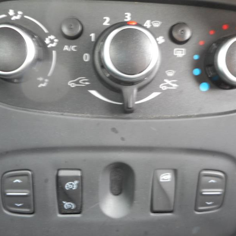 Interrupteur de leve vitre avant droit DACIA SANDERO 2 Photo n°9