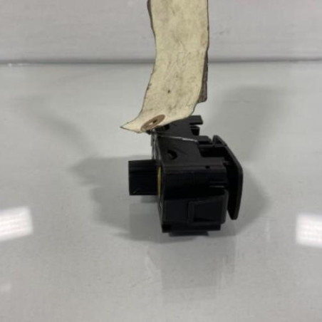 Bouton de warning DACIA SANDERO 2