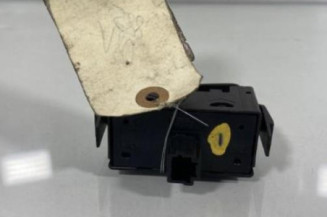 Bouton de warning DACIA SANDERO 2