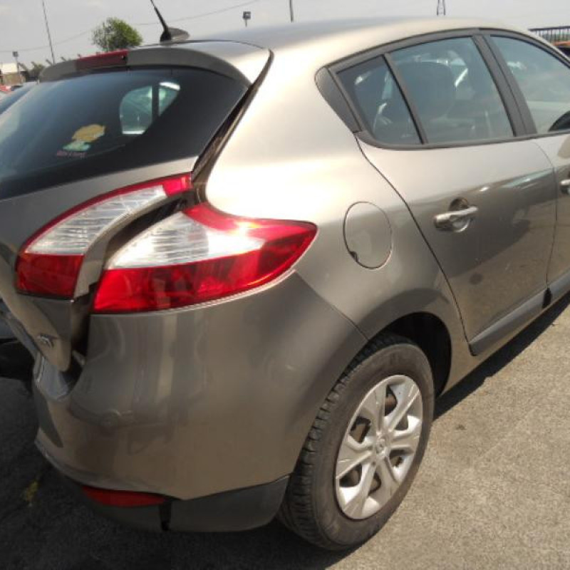 Boite a gants RENAULT MEGANE 3 Photo n°5