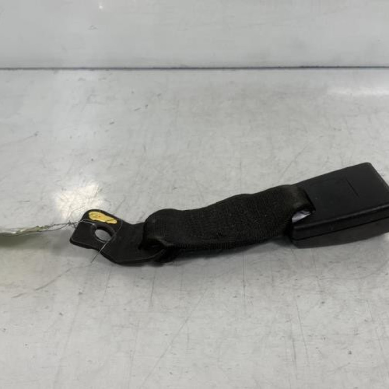 Attache ceinture arriere droit BMW SERIE 3 E92 Photo n°3