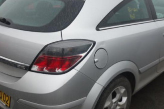 Poignee porte avant gauche OPEL ASTRA H