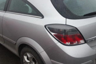 Poignee porte avant gauche OPEL ASTRA H