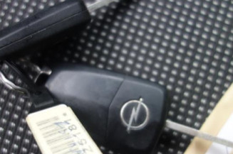 Poignee porte avant gauche OPEL ASTRA H