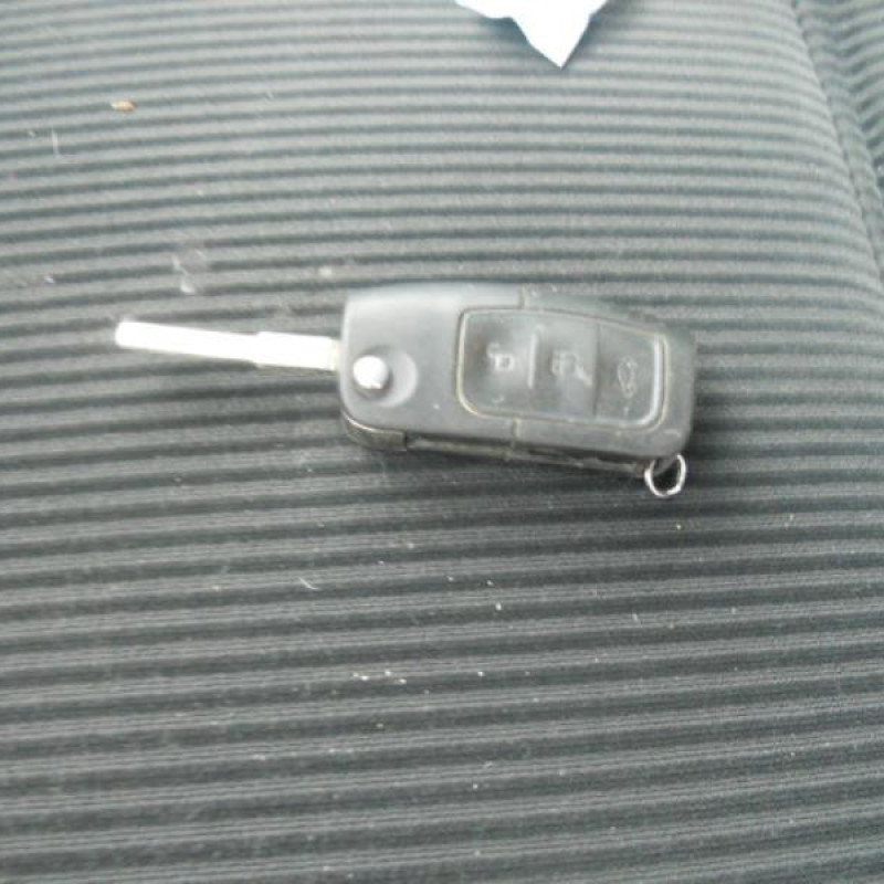 Volant FORD C-MAX 1 Photo n°8