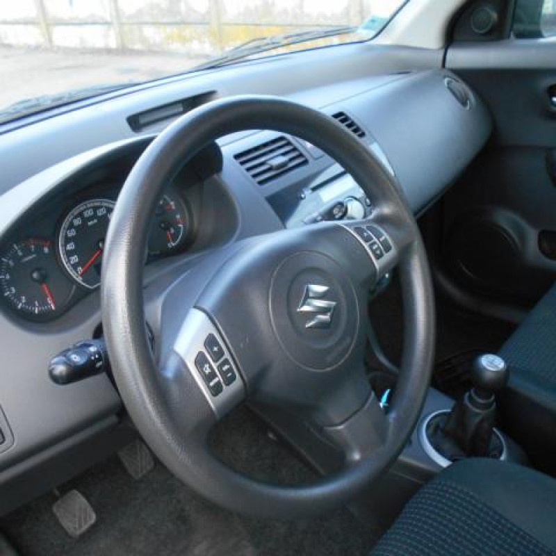 Demarreur SUZUKI SWIFT 3 Photo n°9
