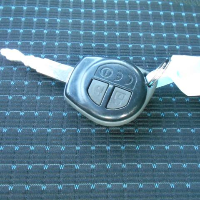 Demarreur SUZUKI SWIFT 3 Photo n°11