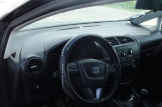 Renfort pare choc arriere (traverse) SEAT LEON 2