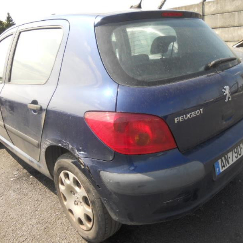 Compresseur clim PEUGEOT 307 Photo n°7