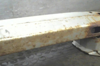 Renfort pare choc arriere (traverse) TOYOTA COROLLA VERSO 2