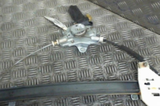 Leve vitre electrique avant gauche HYUNDAI ACCENT 2 Photo n°1